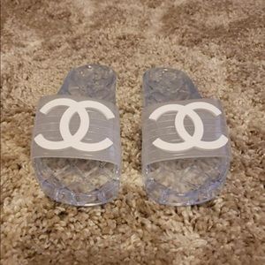 Chanel Slides